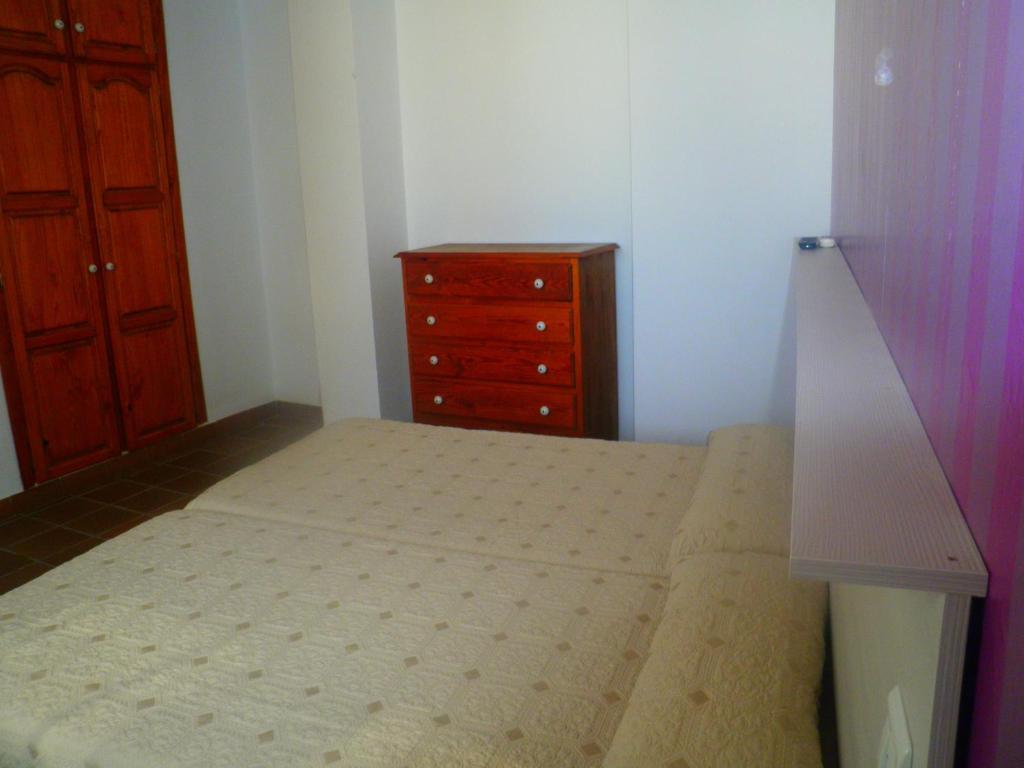 Hostal Plaza De Italia Caceres Room photo